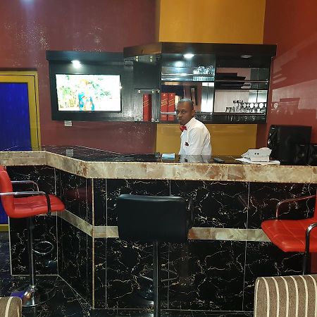 Owerri The Resident Hotel מראה חיצוני תמונה