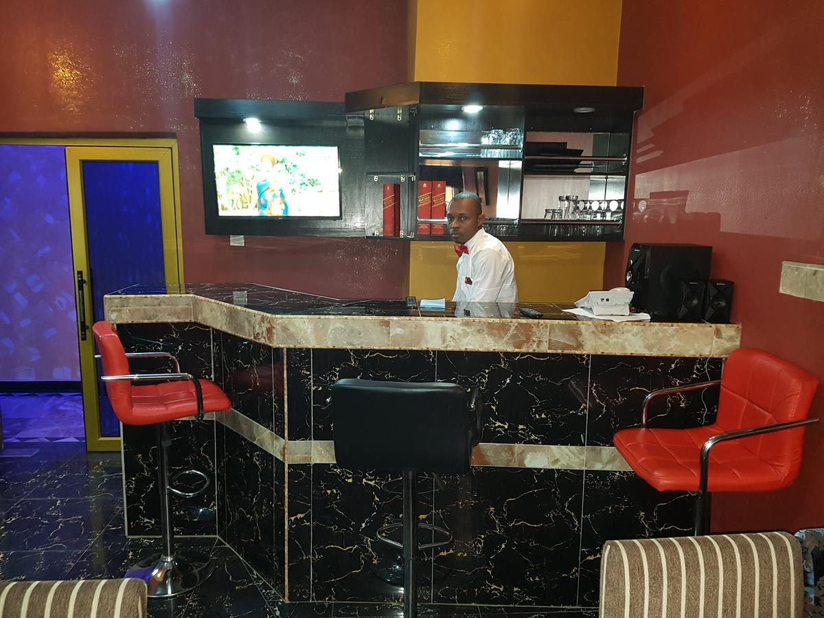 Owerri The Resident Hotel מראה חיצוני תמונה