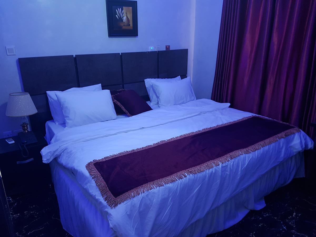 Owerri The Resident Hotel מראה חיצוני תמונה